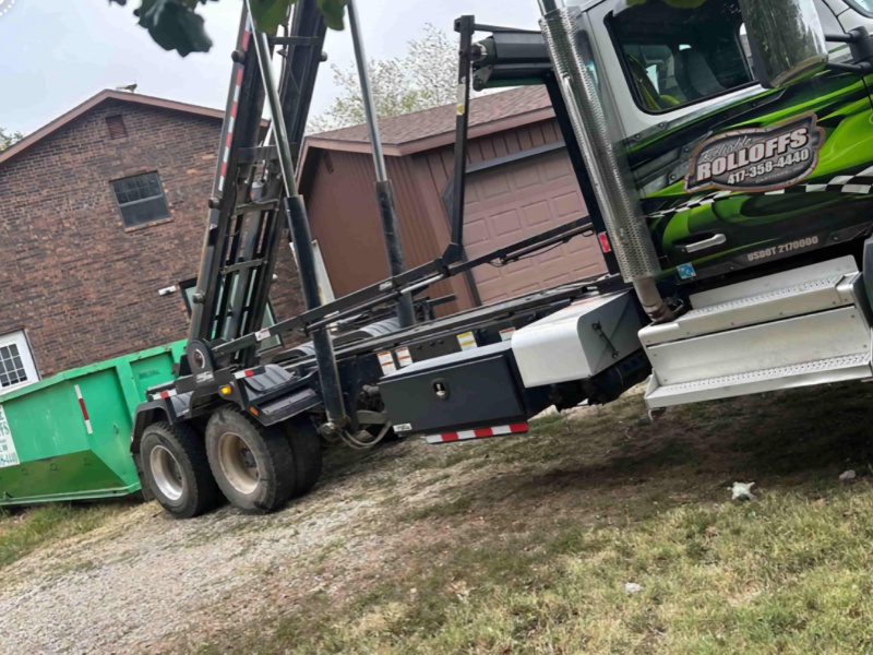 Rolloff Dumpster Rentals, Joplin, MO: Spring Cleanout